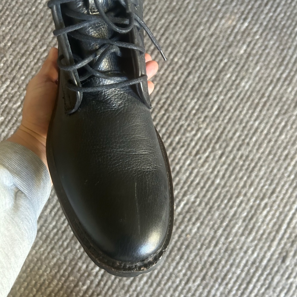 Pebbled Black Leather Men's Weatherproof Combat Boots - Picture 6 of 11